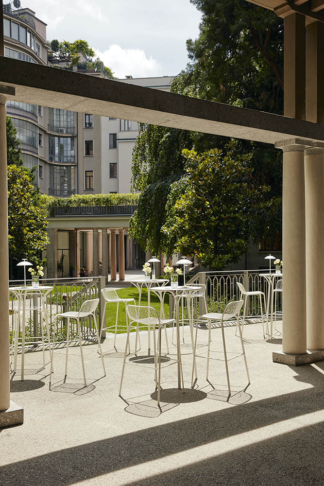 Hiray high table - Image 7