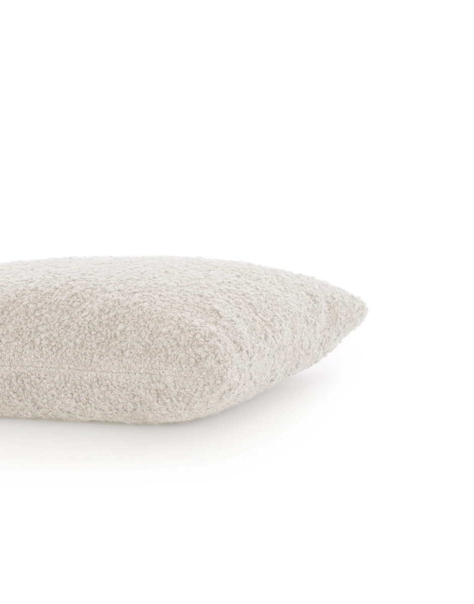 Asia cushion (bouclè) - Image 3