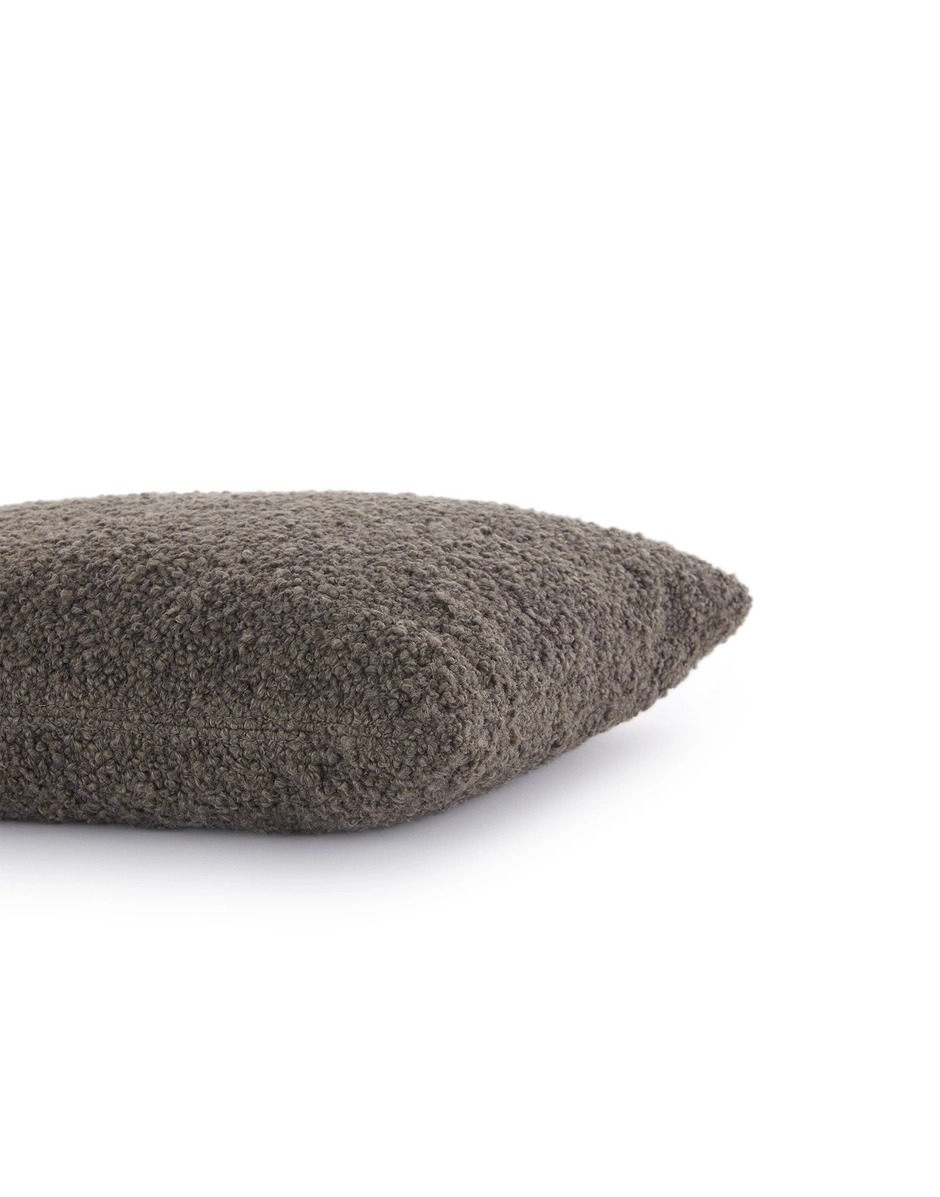 Asia cushion (bouclè) - Image 3